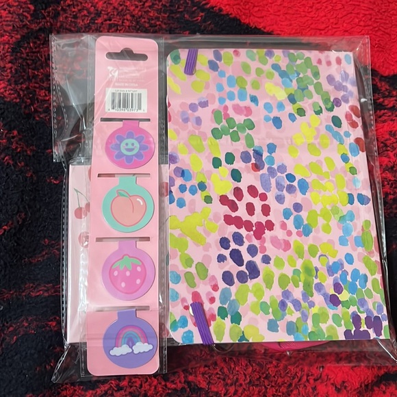 Girls goody bag - Picture 2 of 2